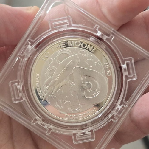 Collectible Crypto Coins Ethereum, Dogecoin & XRP, like new, set of 3