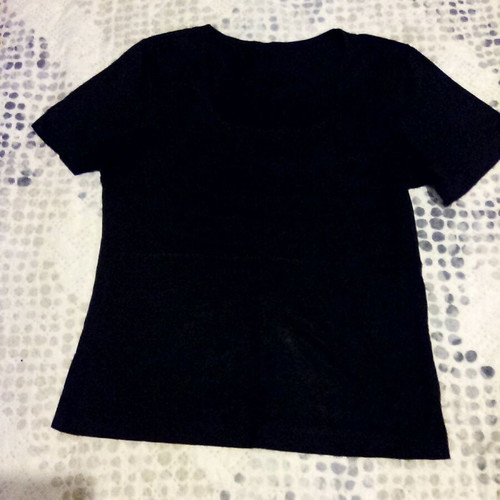 T-shirt with round neckline used, size M, black