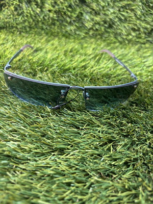 Sunglasses with blue lenses like new, silver frame