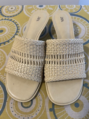 Zara beige woven mules, size 37