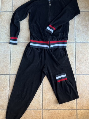 Velvet tracksuit set size M like new, black