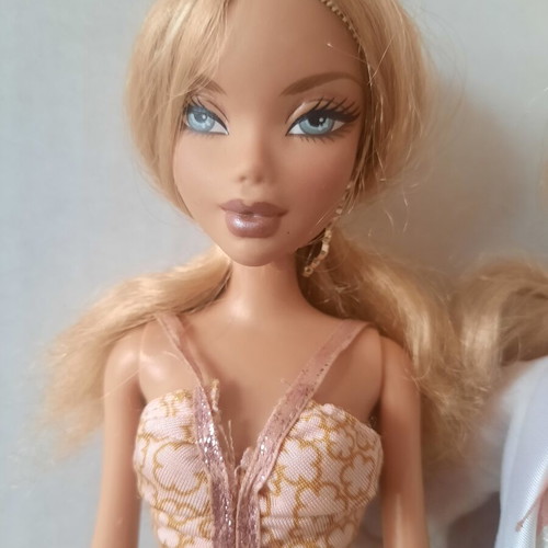 My Scene dolls lot used, Cafe Chic & Club Disco by Mattel
