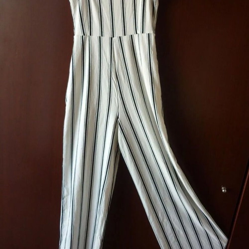 Bershka striped white black jumpsuit size XS used