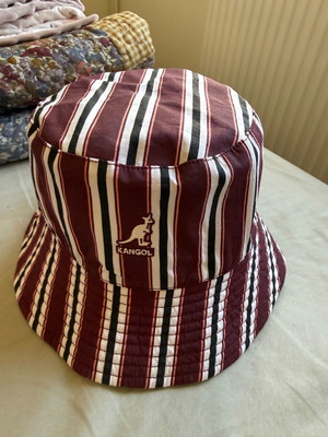 Kangol bucket hat double sided καινούργιο, μέγεθος M, μπεζ και κόκκινο