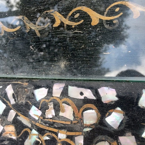 Chinese furniture set like new with mother-of-pearl and jade inlays