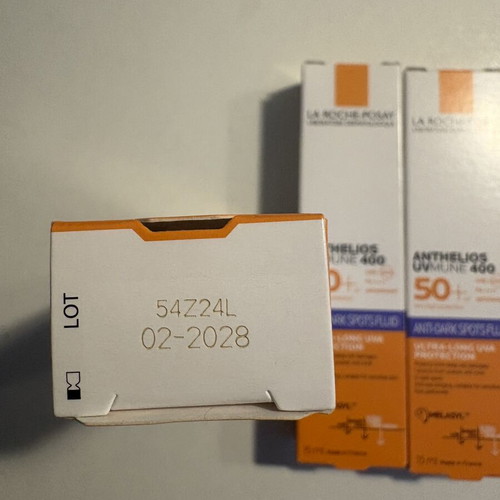 La Roche Posay Anthelios UVMune 400 Anti-Dark Spots Fluid SPF 50+ new, 3x15ml