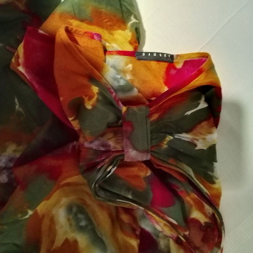 Sisley blouse top like new, size L, multicolor