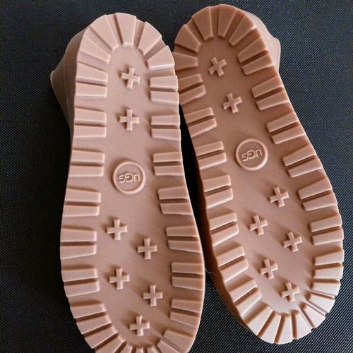 Uggguard men's shoe protector size L new, beige