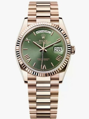 Rolex President Day Date 126235 18k Rose Gold watch like new
