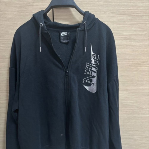 Nike black jacket (L) like new