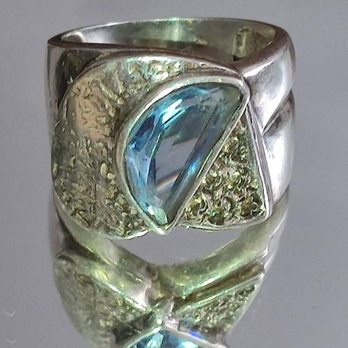 Vintage Handmade Silver 925 Ring Large with Blue Stone used