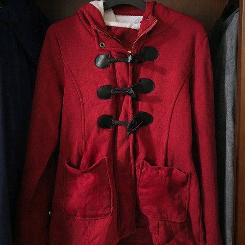 Red lightweight hooded jacket with pockets size M like new