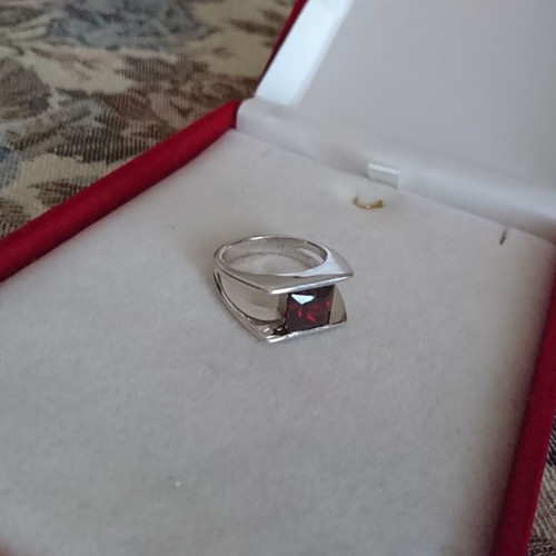 925 Silver Ring with Garnet Like New