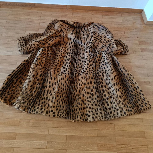 Women's coat with natural mink fur Skaperdas used, size L-XL