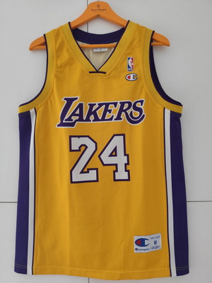 Nba Los Angeles Lakers jersey Kobe Bryant medium, like new