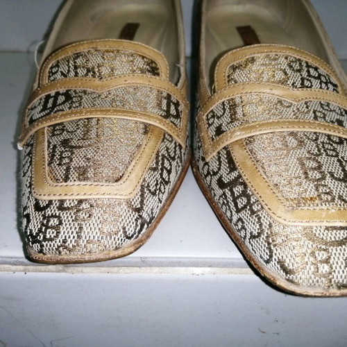J BOURNAZOS women's pumps No37 Elvetia-5 series beige like new