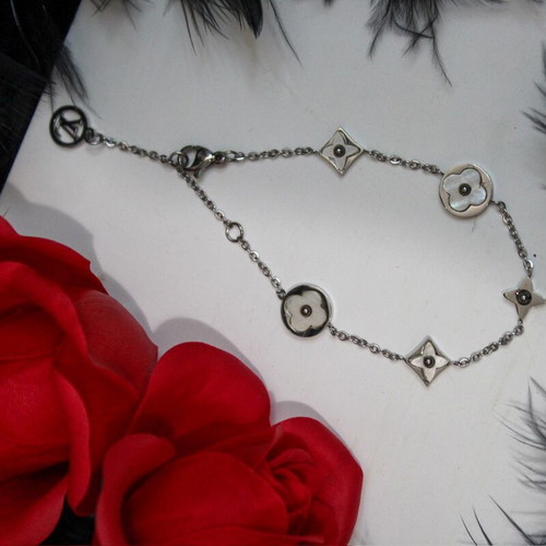 Gold-Plated Steel Bracelet like new, fits up to 20 cm