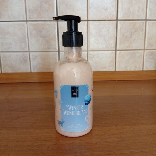 Lavish Care Winter Wonderland Glitter Body Lotion new