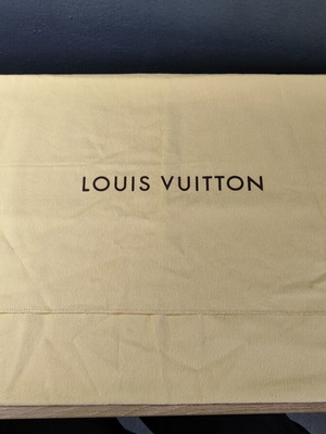 Louis Vuitton Dustbag θήκη προστασίας μεταχειρισμένη 56 x 40 εκ.