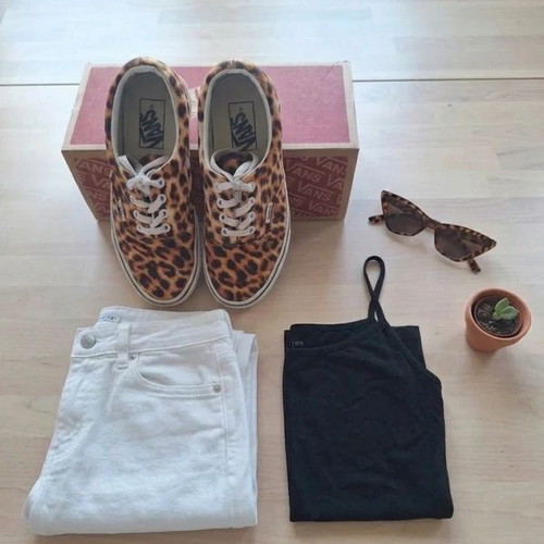 Vans Era Leopard Print Sneakers Like New, Size 37