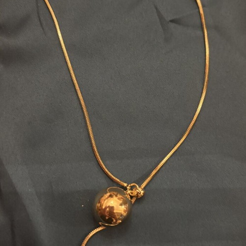 Women's gold-tone stainless steel necklace new with adjustable clasp and long chain