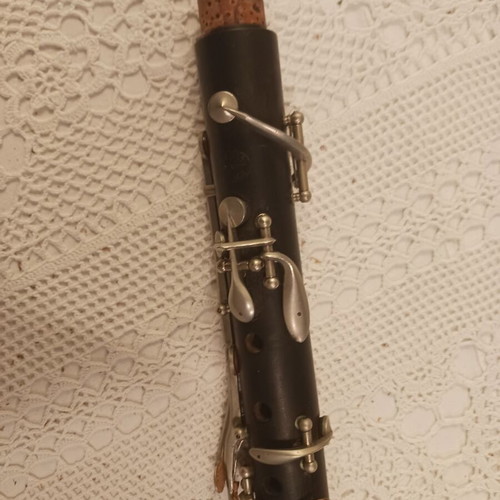 Traditional clarinet in C used with Vandoren B45 mouthpiece