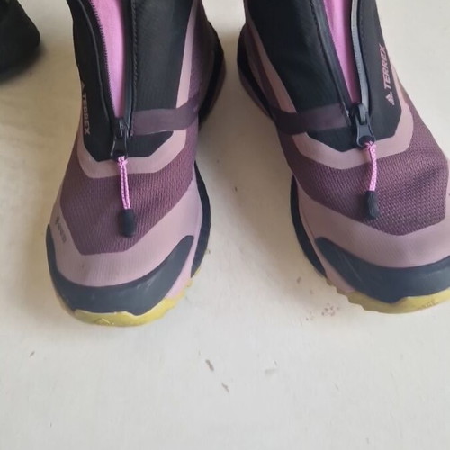 Nike Terrex waterproof hiking boots like new, size 42
