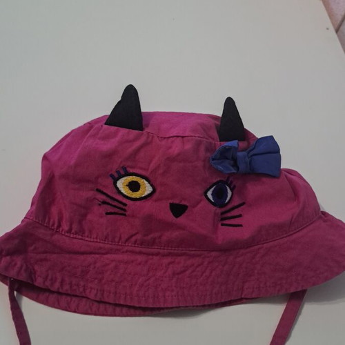 Tuc Tuc baby hat like new, pink cat design, size 50 (2-4 years)
