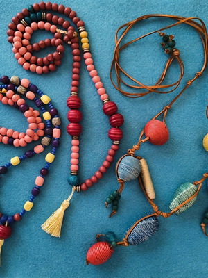Summer necklaces like new, pack of 3, wood and polymer clay