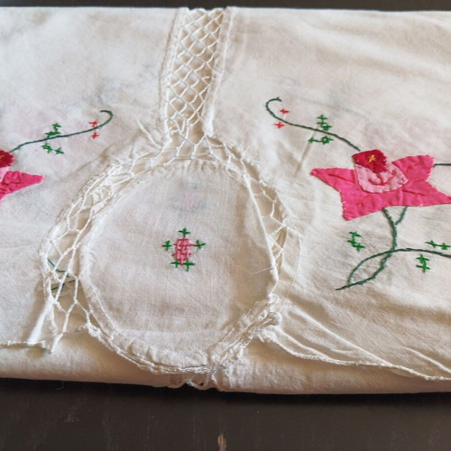 Rotonda with towels like new, size 1.42x0.80 and 7 towels