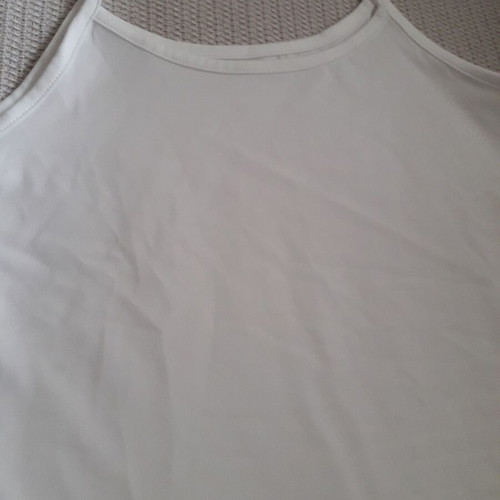 White top new size M