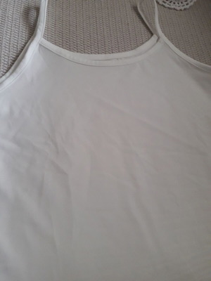 White top new size M