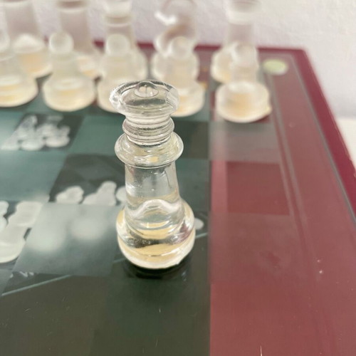 Johnnie Walker Vintage Chess Set 2002 like new