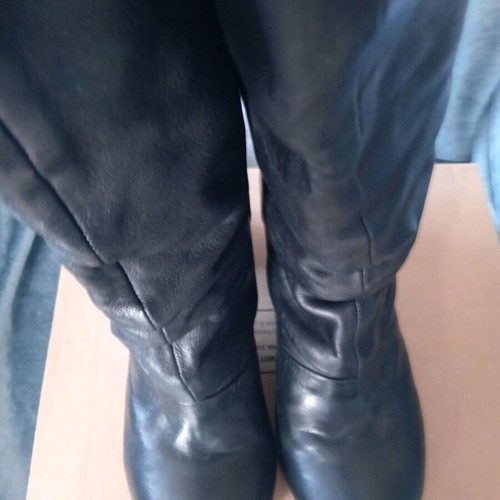 Vic Matie' leather knee-high boots like new, black size 37