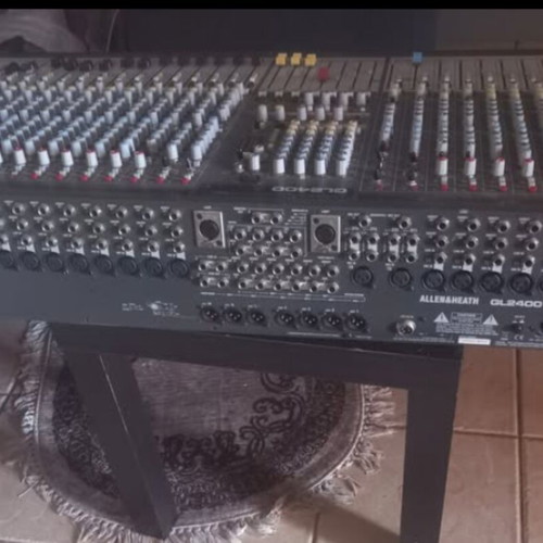 Allen Heat GL 2400 32-Channel Professional Sound Console like new