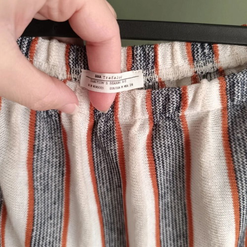 Zara crop top off shoulder used, striped, grey and beige