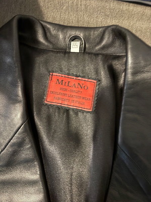 Καμπαρντίνα δερμάτινη XL αφόρετη, μαύρη