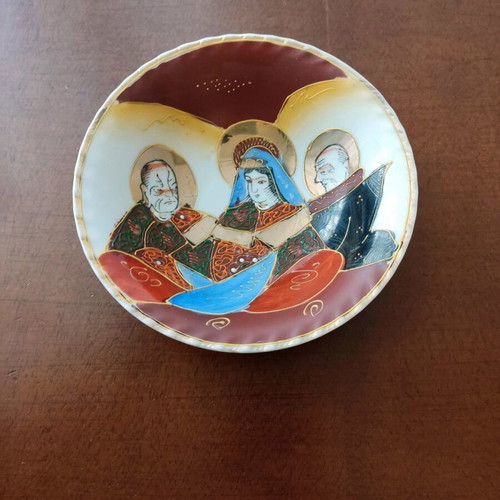 Decorative plate Granny's Japan diameter 13cm like new