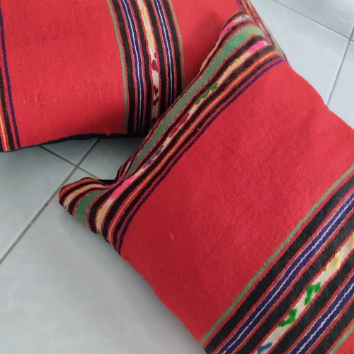 Woven pillowcases like new, 60x35 cm, traditional design