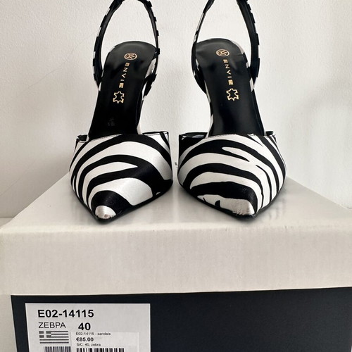 Envie Shoes Satin Zebra Pumps New Size 40 Black White