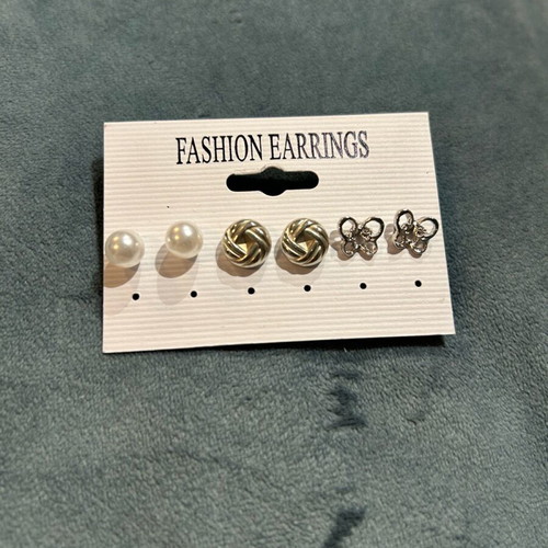 Earring set unused