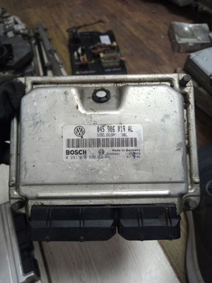 Computer ECU for VW Polo 1.4TDI used 045906019AL 0281010698