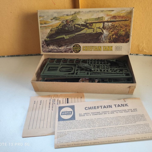Airfix Chieftain Tank vintage model kit