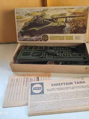 Airfix Chieftain Tank vintage model kit