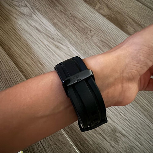 WatchMe unisex watch new, black rubber strap
