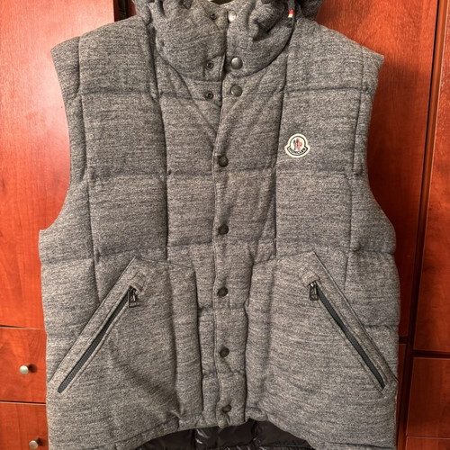 Moncler vest size L like new, grey