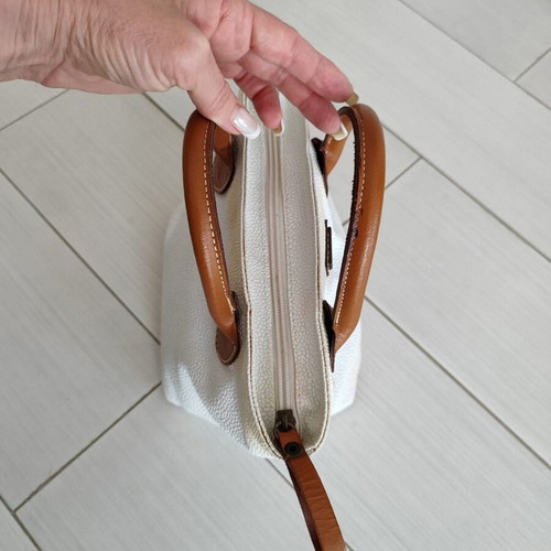 Vintage Thiros small handbag like new, white and brown details