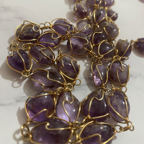 Amethyst bead necklace like new, purple and gold