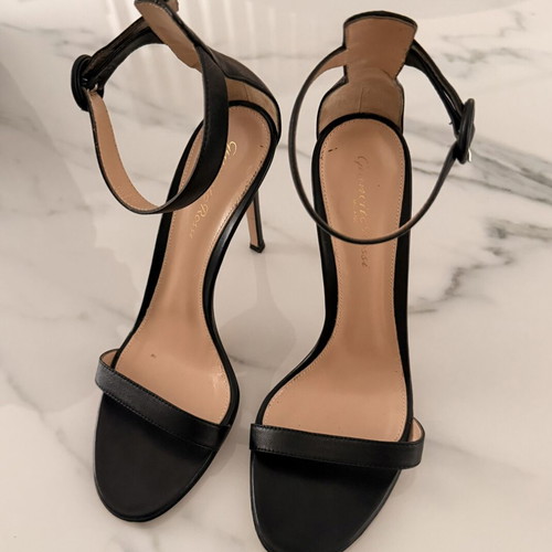 Gianvito Rossi Portofino 105mm sandals used, black, size 38.5