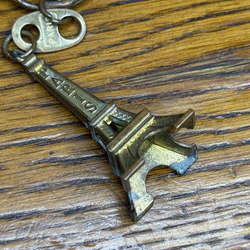 Eiffel Tower keychain used